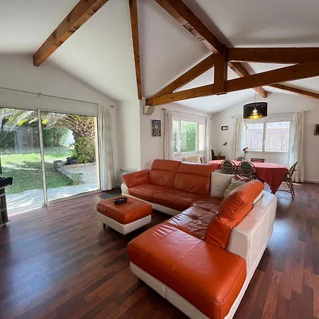 Belle Villa Avec Jacuzzi, Parking, Climatisation, Jardin, Calme Prázdninový dům Biarritz