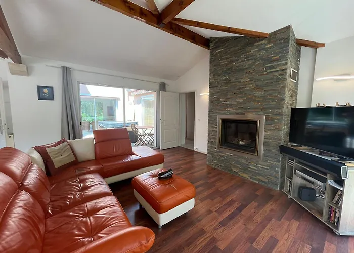 Belle Villa Avec Jacuzzi, Parking, Climatisation, Jardin, Calme Prázdninový dům Biarritz