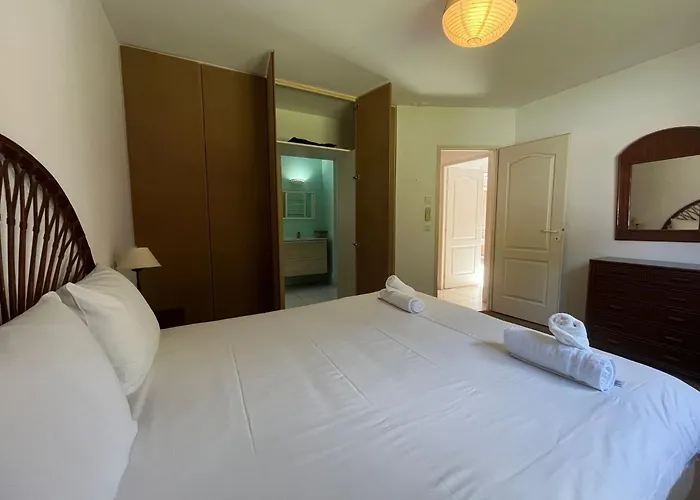 Belle Villa Avec Jacuzzi, Parking, Climatisation, Jardin, Calme Prázdninový dům Biarritz