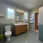 Belle Avec Jacuzzi, Parking, Climatisation, Jardin, Calme Nyaraló