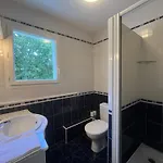 Nyaraló Belle Avec Jacuzzi, Parking, Climatisation, Jardin, Calme