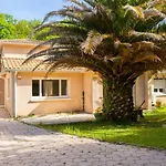 Сasa de vacaciones Belle Avec Jacuzzi, Parking, Climatisation, Jardin, Calme