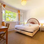 Belle Avec Jacuzzi, Parking, Climatisation, Jardin, Calme 別荘 ビアリッツ