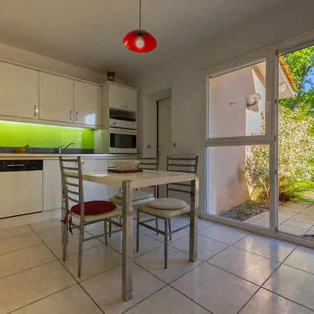 Belle Avec Jacuzzi, Parking, Climatisation, Jardin, Calme Biarritz