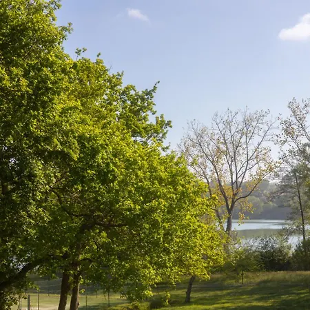 Hébergement de vacances Belle Avec Jacuzzi, Parking, Climatisation, Jardin, Calme *