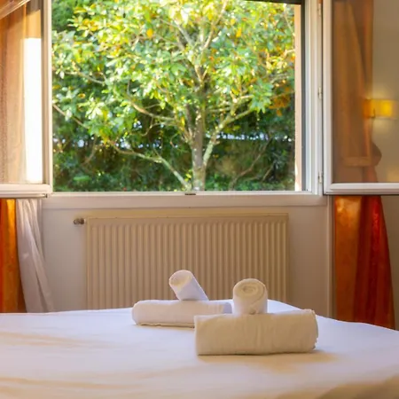 Hébergement de vacances Belle Avec Jacuzzi, Parking, Climatisation, Jardin, Calme