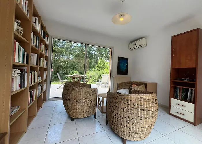 Belle Villa Avec Jacuzzi, Parking, Climatisation, Jardin, Calme Σπίτι διακοπών *